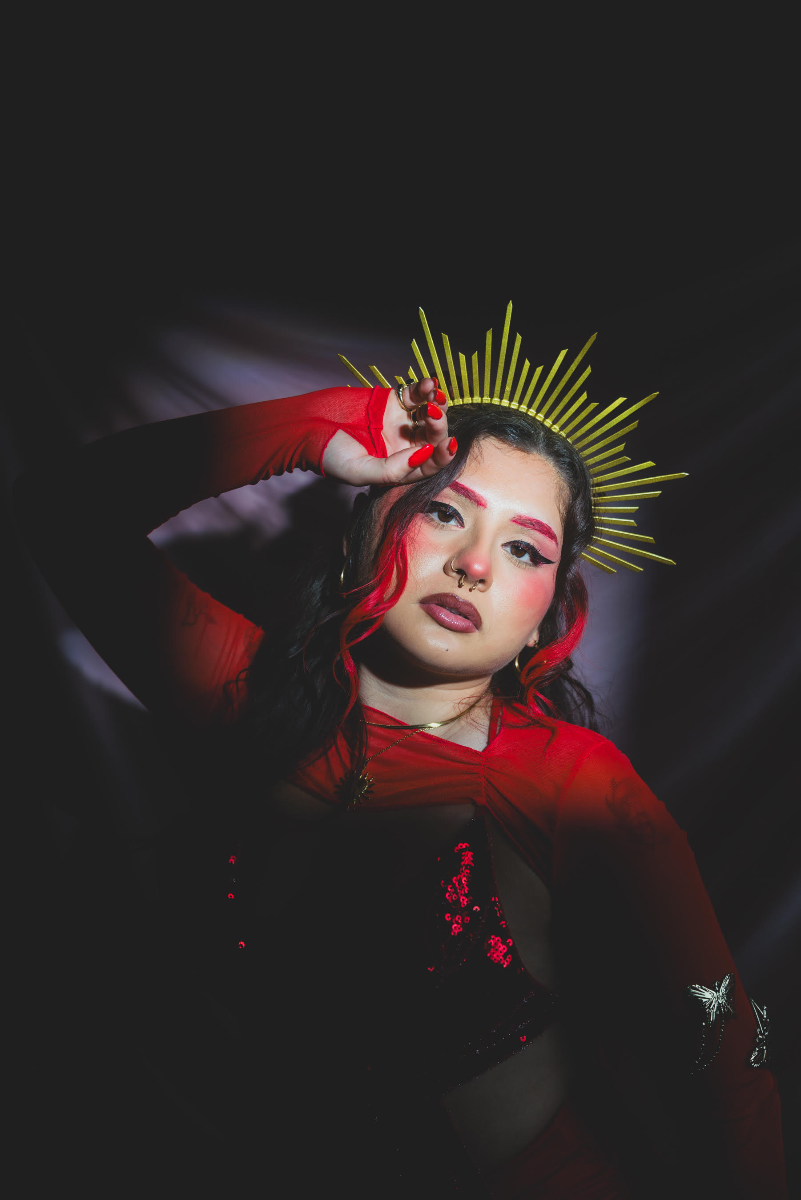 Luna the Blooma, SundaY, Jay De La Cruz